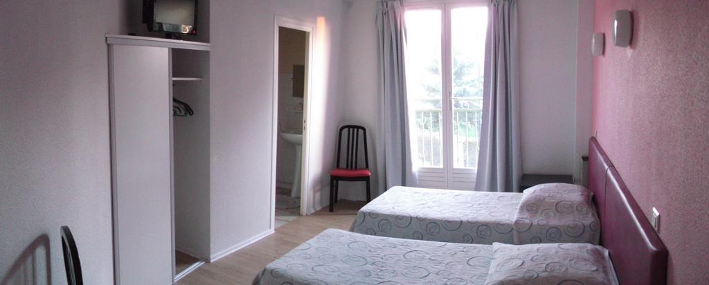 Le Clos Fleuri Bourg-de-Thizy Εξωτερικό φωτογραφία