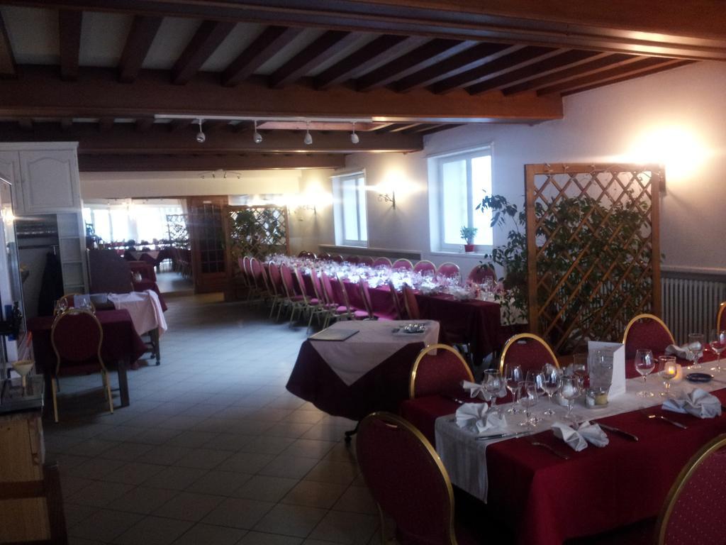 Le Clos Fleuri Bourg-de-Thizy Εξωτερικό φωτογραφία